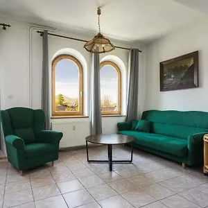 https://rent-like-home-apartament-chaubiskiego.zakopanehotels.org